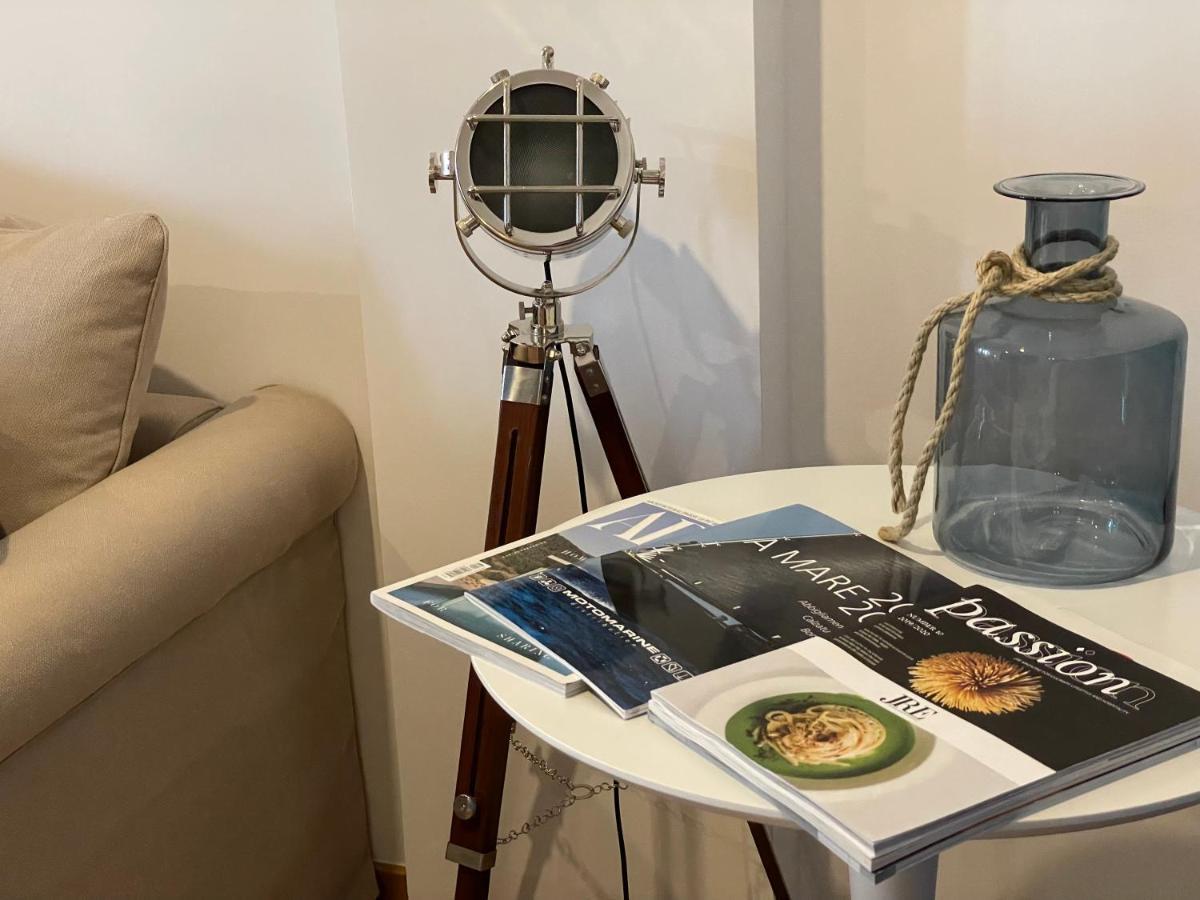 Captain'S Cabin Apartment โคเปร์ ภายนอก รูปภาพ